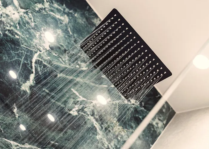 New Luxus I Two Kingbeds I Center *